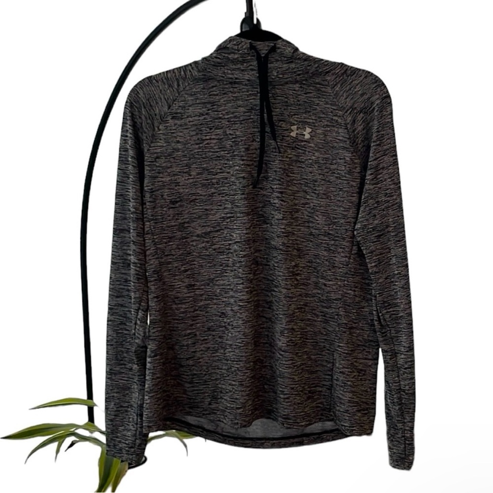 NWOT Women’s Under Armour HeatGear Heather Gray Sweater With Hood